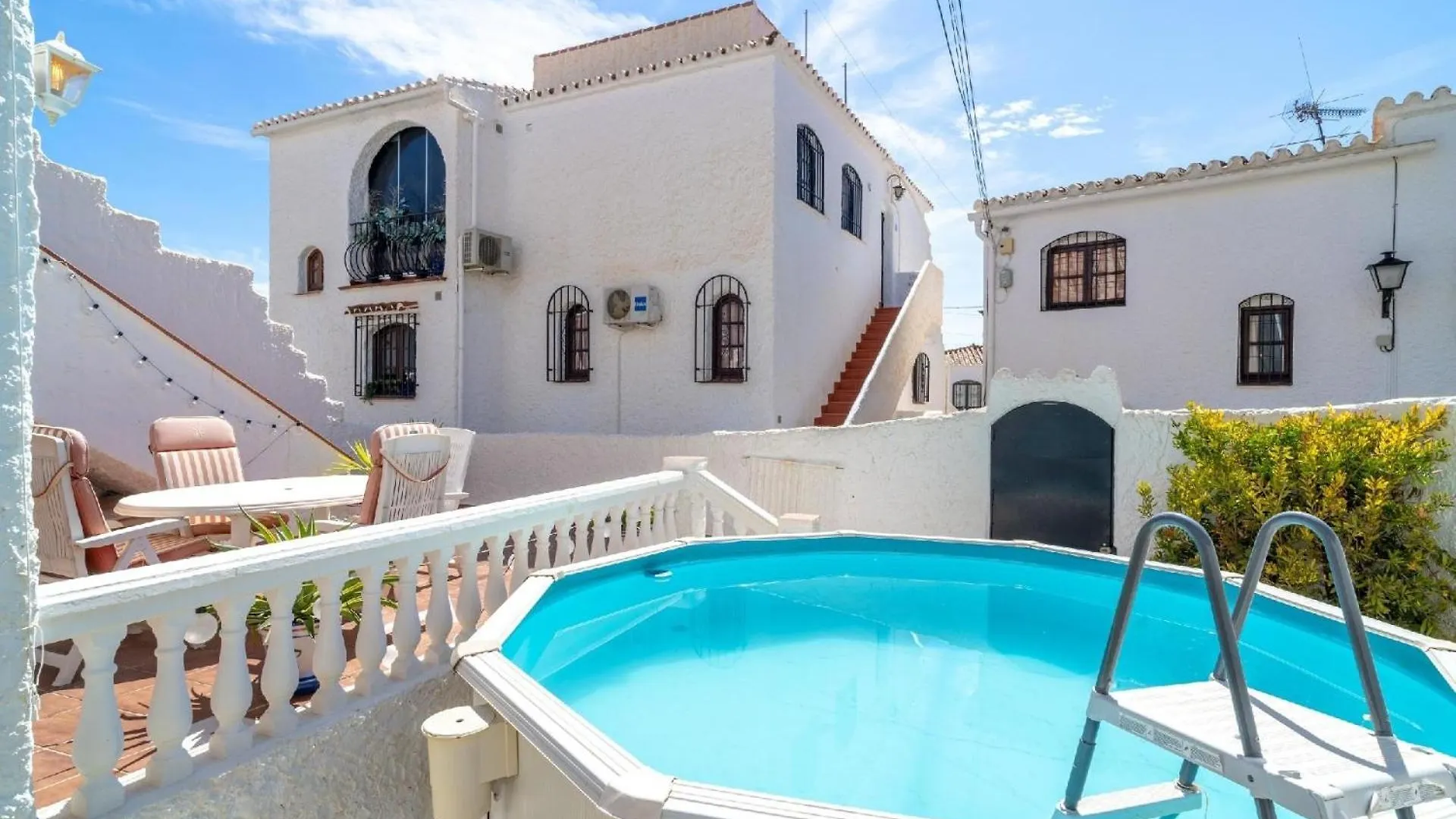Apartment Ferienwohnung Fuer 4 Personen Ca 80 Qm In Nerja, Andalusien Costa Del Sol